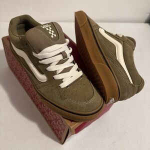 Vans Caldrone Skate Shoes Sneakers Suede Green Gum Olive Men Size 11 VN000CSPOLV